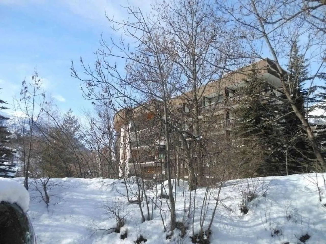 סן-שפרה Appartement Cozy 4 Pers Avec Parking Prive A Serre-Chevalier - Fr-1-330E-48 צרפת